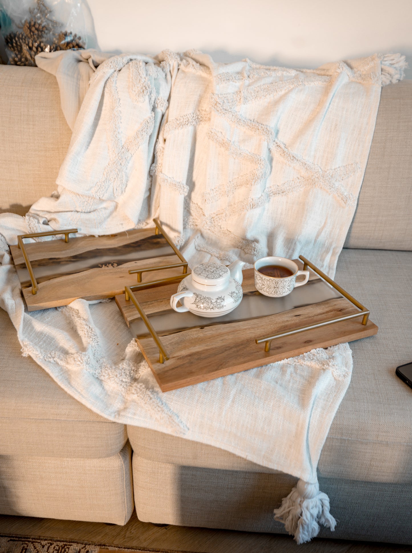 ARBOREAL ACACIA TRAY