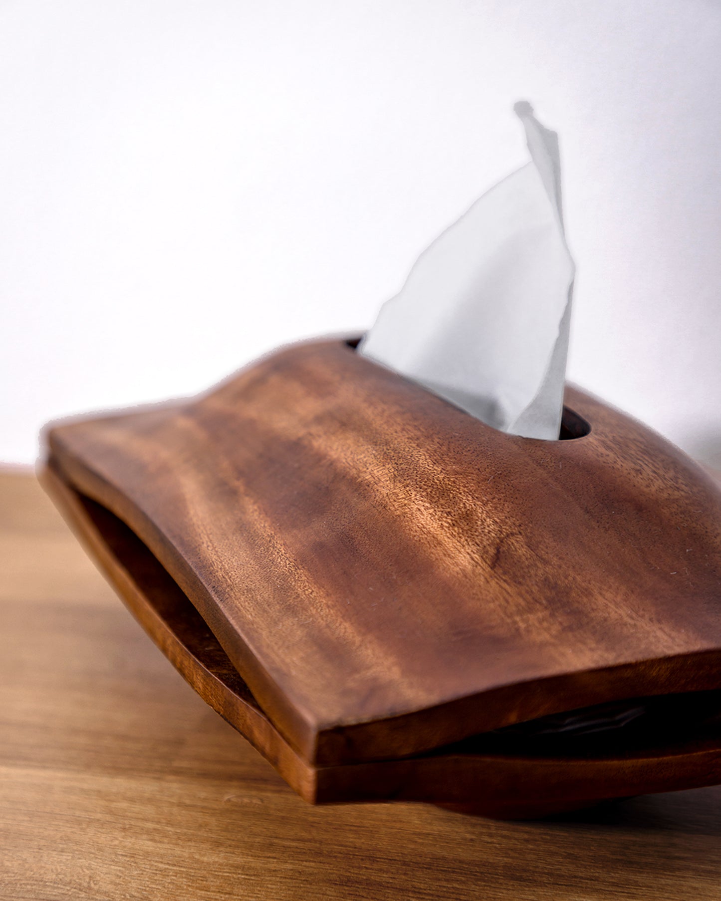 WAVE TISSUE BOX
