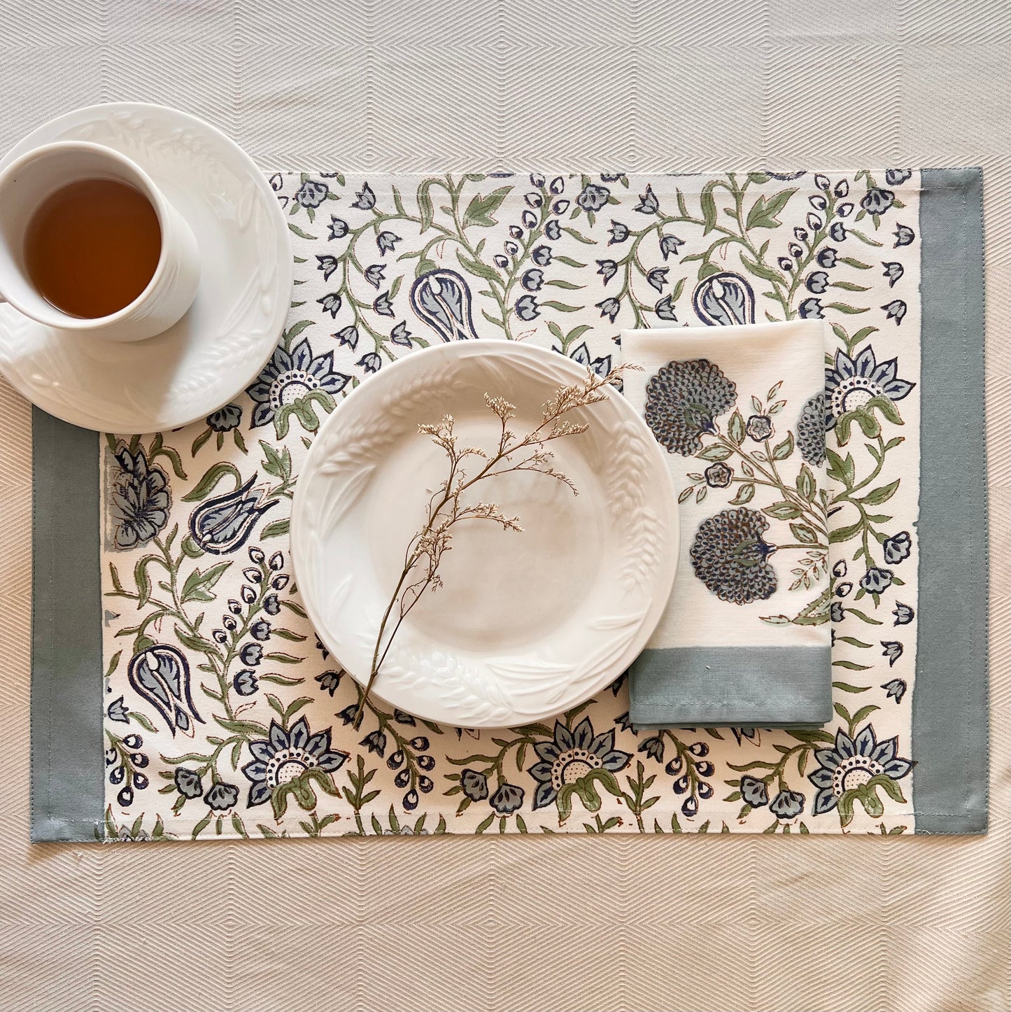 Iris Block-Printed Placemats and Napkins Set