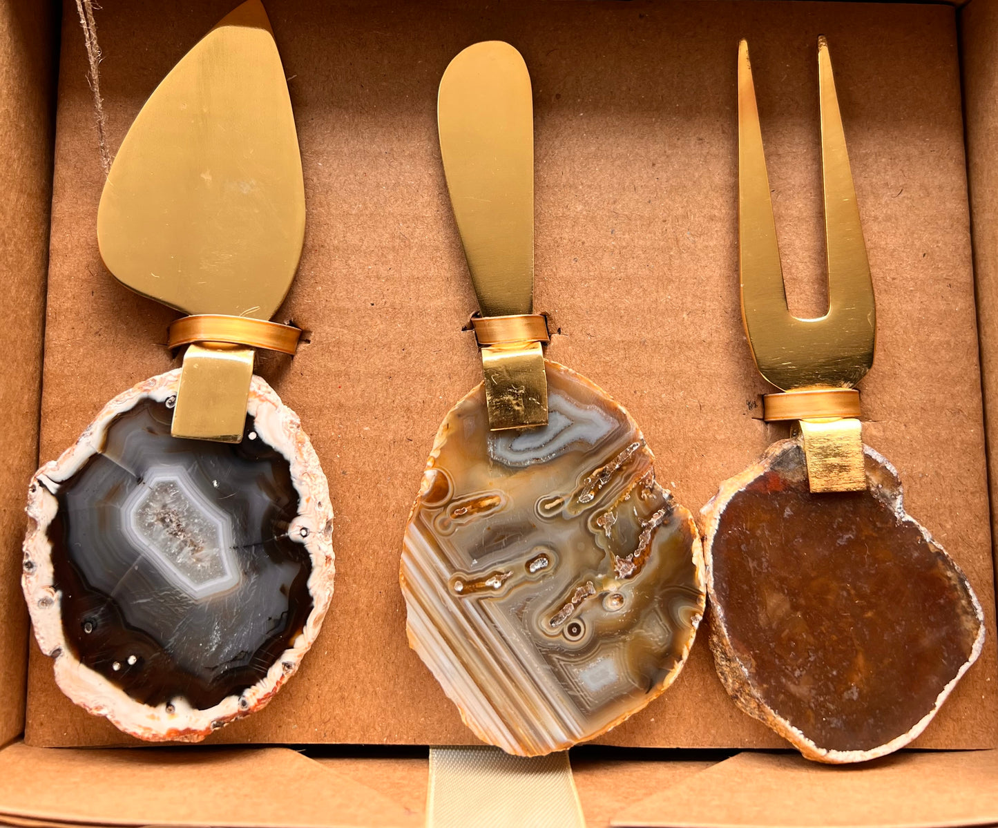 Truffle Agate Cheeseknives - Set of 3