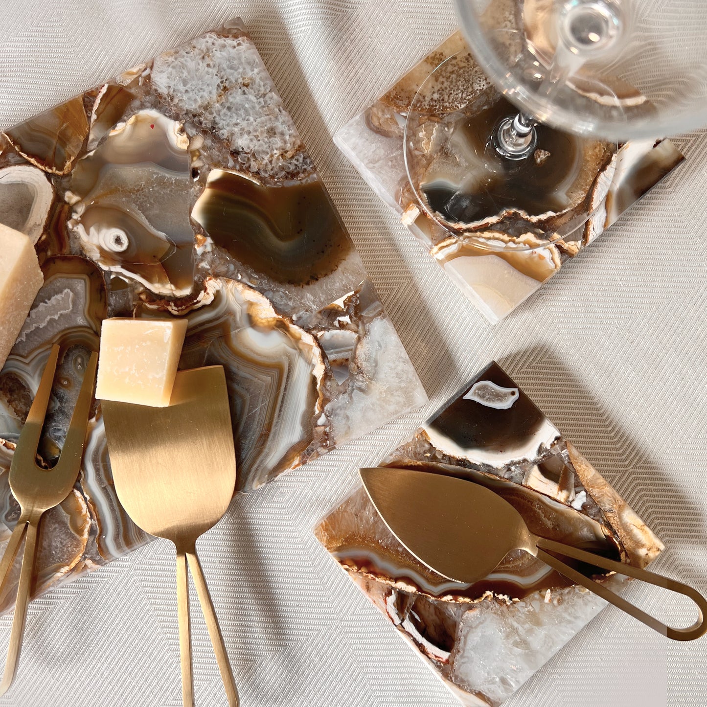 TRUFFLE AGATE CHEESEBOARD