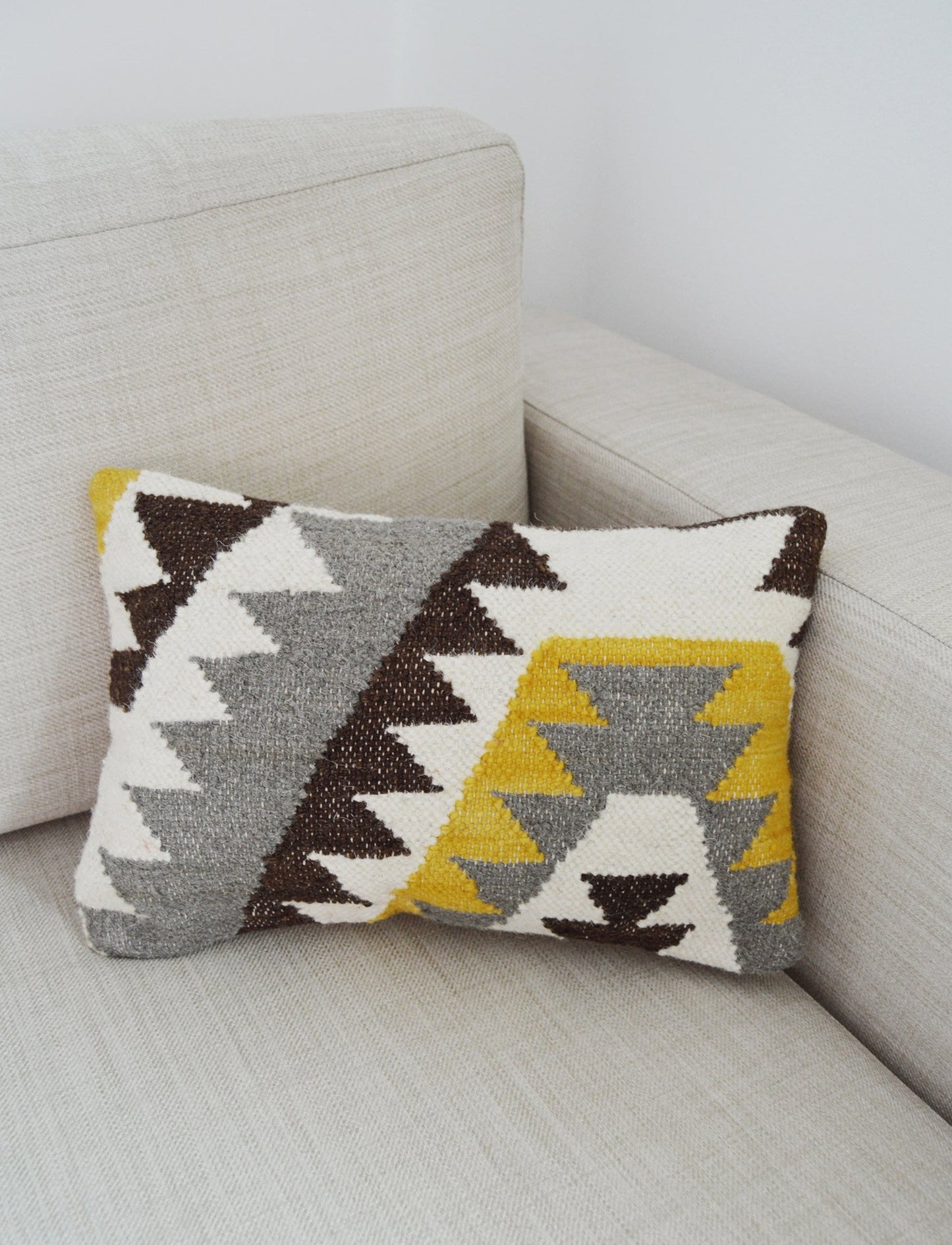 AZTEC CUSHION - RECTANGLE