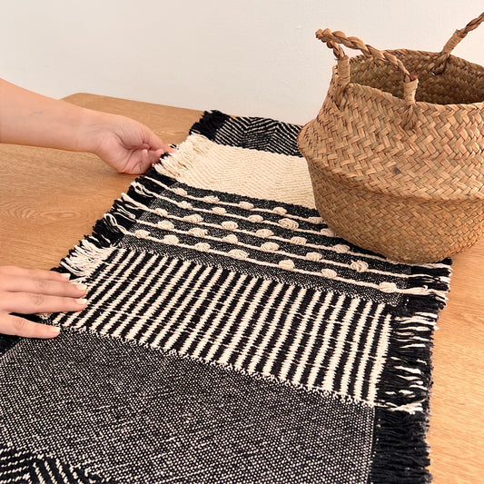 SALT & PEPPER TABLE RUNNER